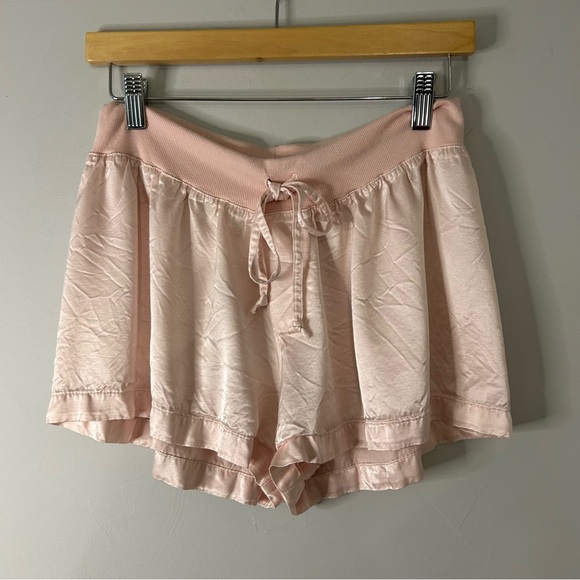 PJ Harlow Mikel Satin Shorts in Blush Pink - Picture 2 of 4